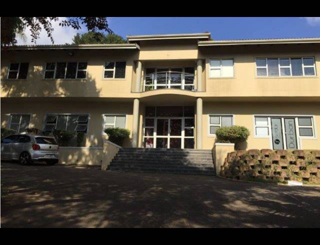 90M² OFFICE TO LET IN WESTVILLE